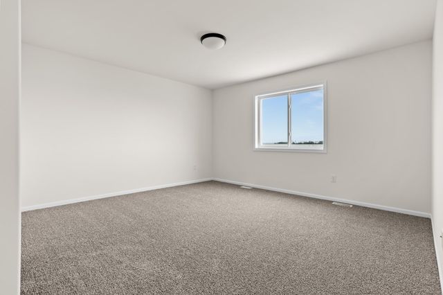 885 2nd Avenue, Horace, ND 58047