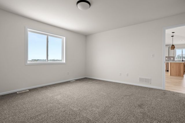 885 2nd Avenue, Horace, ND 58047