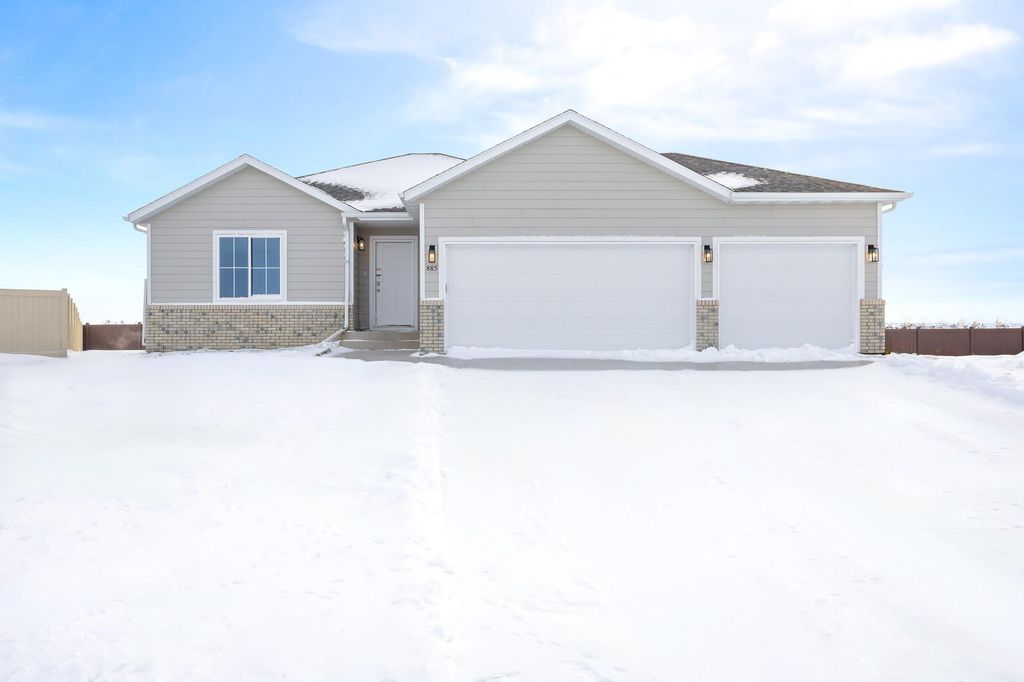885 2nd Avenue, Horace, ND 58047