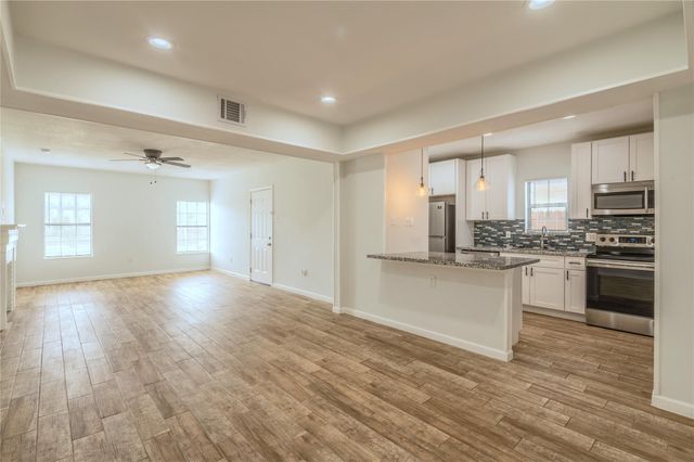 2319 Rosewood Street A, Houston, TX 77004