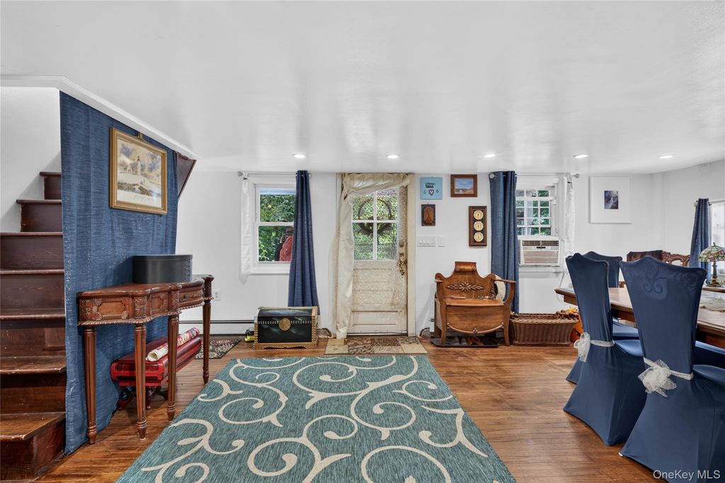 1673 Northern Boulevard, Roslyn, NY 11576 — photo 4