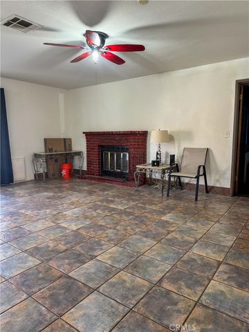 1251 Herzel, Lancaster, CA 93535