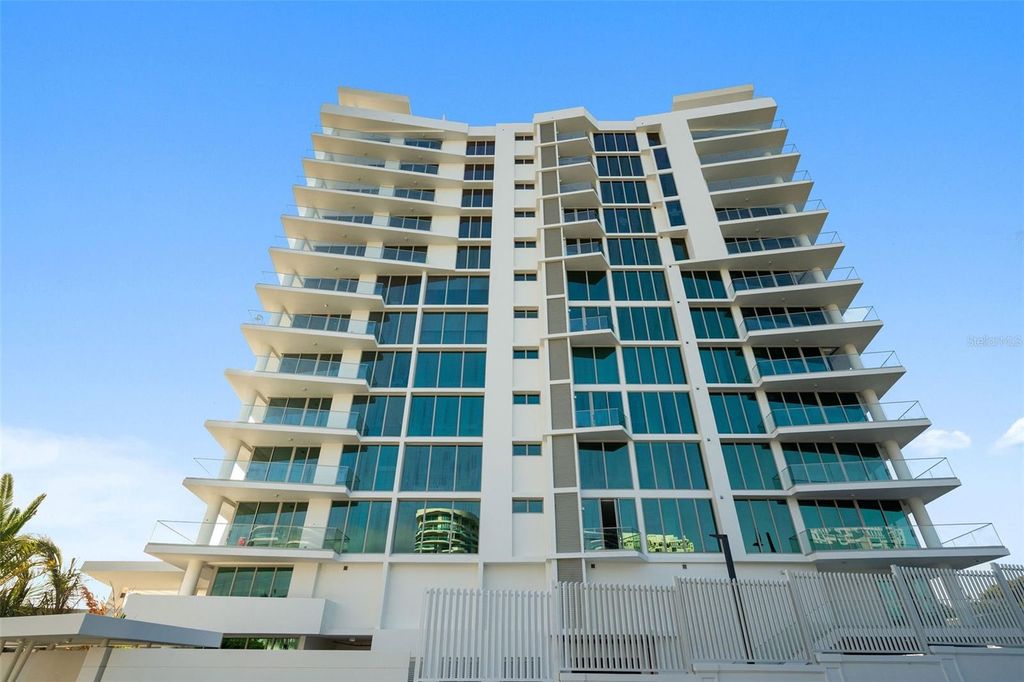 540 A. de la Constitucion LE PARC 203, San Juan, PR 00907