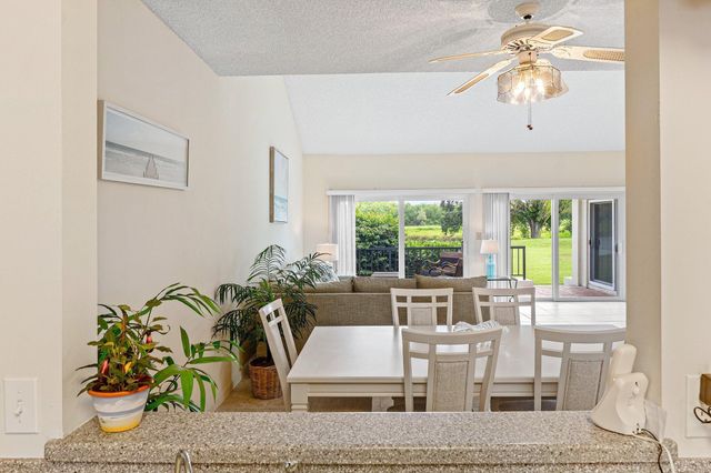 2584 Muirfield Court, Wellington, FL 33414