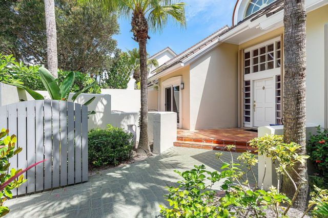 2584 Muirfield Court, Wellington, FL 33414