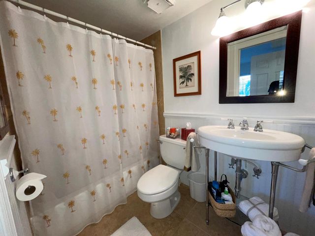 3605 S Ocean Boulevard 311, South Palm Beach, FL 33480