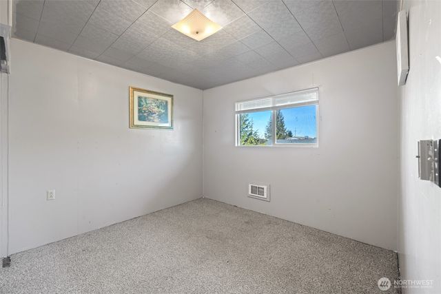 206 E Vashon Avenue, Port Angeles, WA 98362