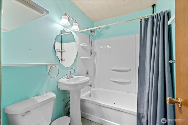 206 E Vashon Avenue, Port Angeles, WA 98362