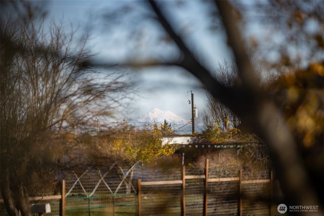 206 E Vashon Avenue, Port Angeles, WA 98362