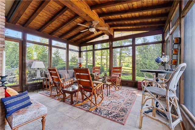 1789 Hastings Mill Rd, Upper St Clair, PA 15241