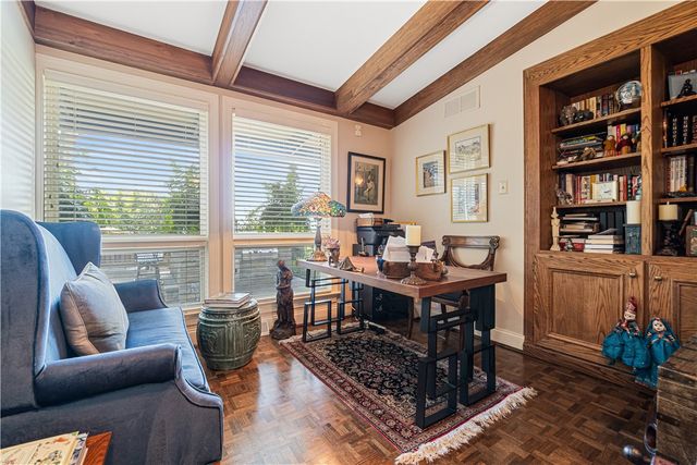 1789 Hastings Mill Rd, Upper St Clair, PA 15241