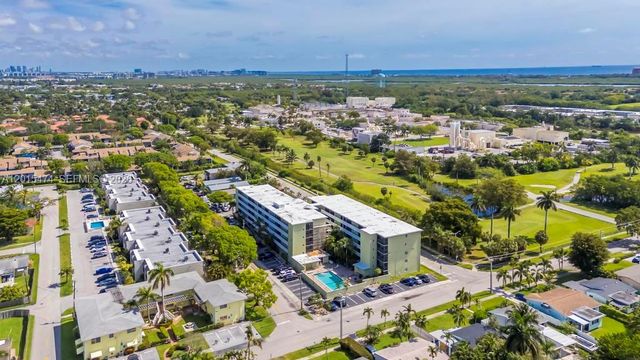 1425 Arthur St 103A, Hollywood, FL 33020