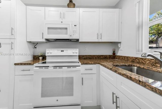 1425 Arthur St 103A, Hollywood, FL 33020