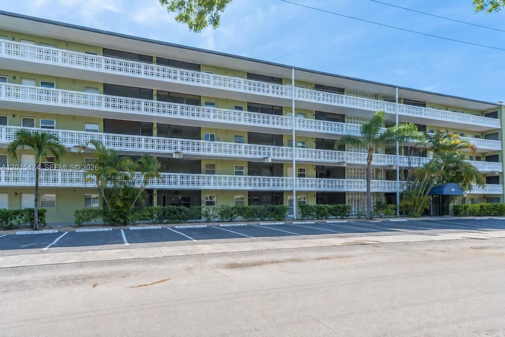 1425 Arthur St 103A, Hollywood, FL 33020