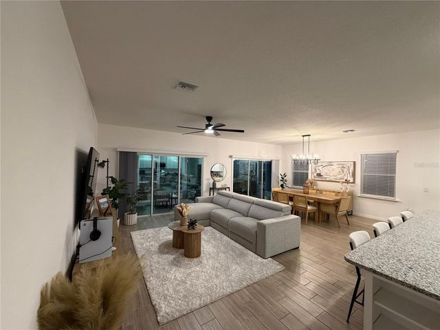 1814 NW 248TH WAY, Newberry, FL 32669