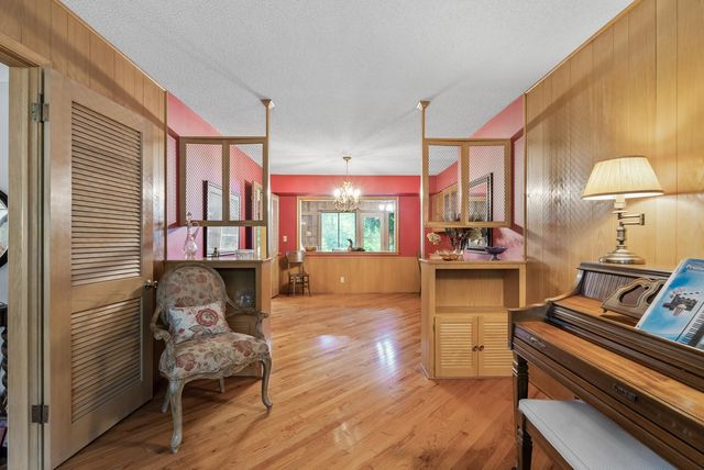 11613 Shady Oak Drive, Minnetonka, MN 55343