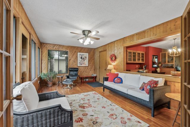 11613 Shady Oak Drive, Minnetonka, MN 55343