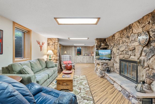 11613 Shady Oak Drive, Minnetonka, MN 55343