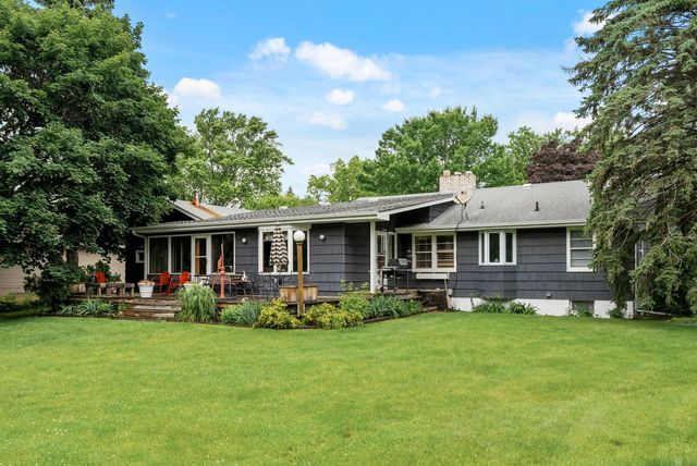 11613 Shady Oak Drive, Minnetonka, MN 55343