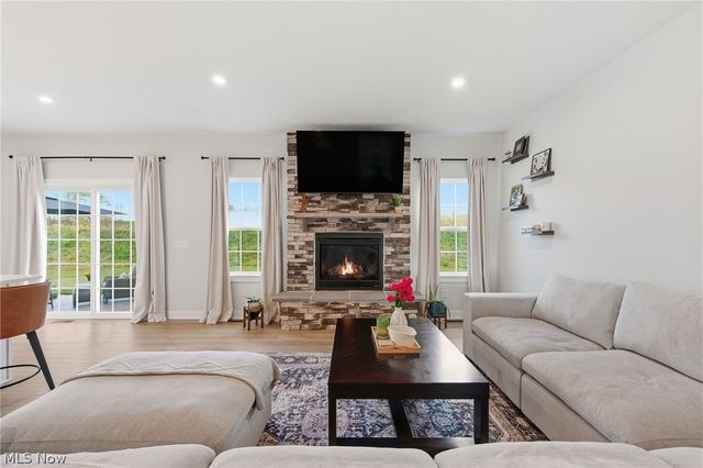 775 Goodland Circle NW, Canal Fulton, OH 44614