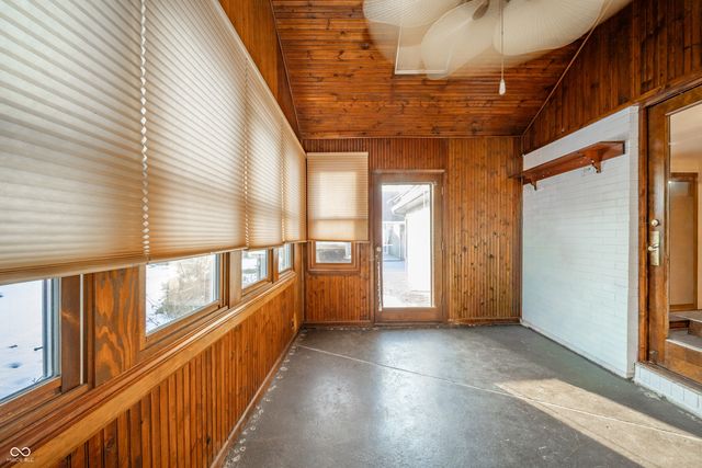 3211 Spring Drive, Anderson, IN 46012