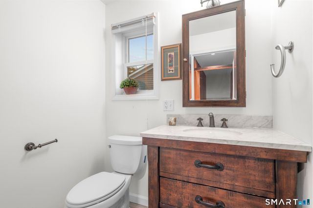231 Pawson Road, Branford, CT 06405