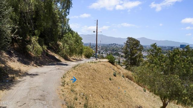 2837 Round Drive, Los Angeles, CA 90032