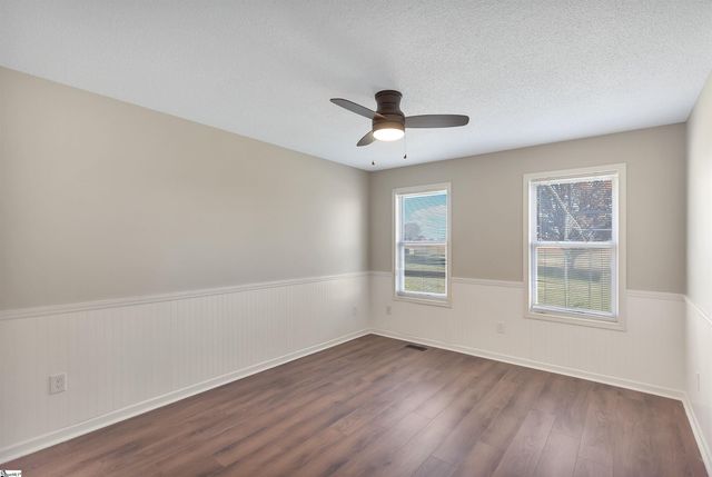 114 Meadowood Drive, Anderson, SC 29626