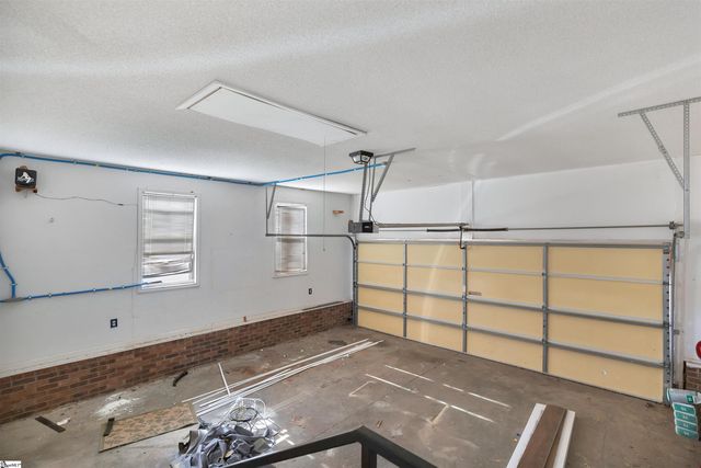 114 Meadowood Drive, Anderson, SC 29626