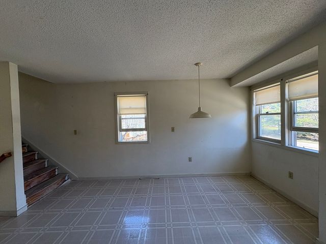 2 Arnold Drive 15 D, Salem, MA 01970