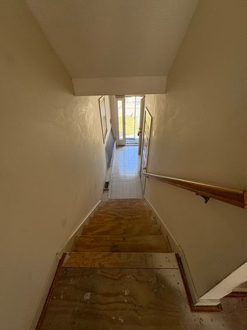 2 Arnold Drive 15 D, Salem, MA 01970