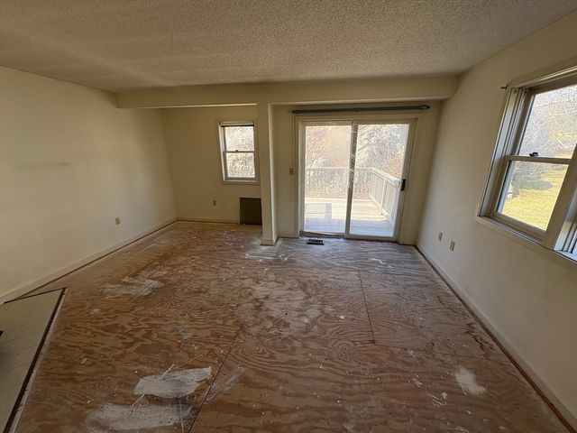 2 Arnold Drive 15 D, Salem, MA 01970