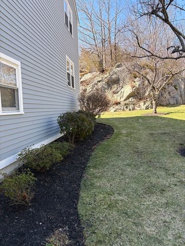 2 Arnold Drive 15 D, Salem, MA 01970