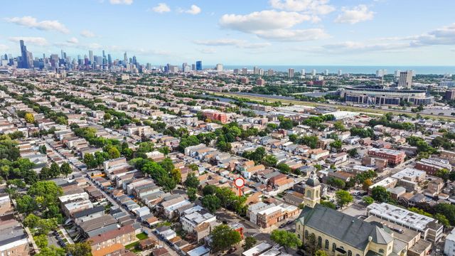3647 S Union Avenue, Chicago, IL 60609