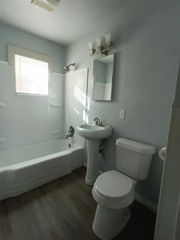 4000 SE 10th Place, Oklahoma City, OK 73115