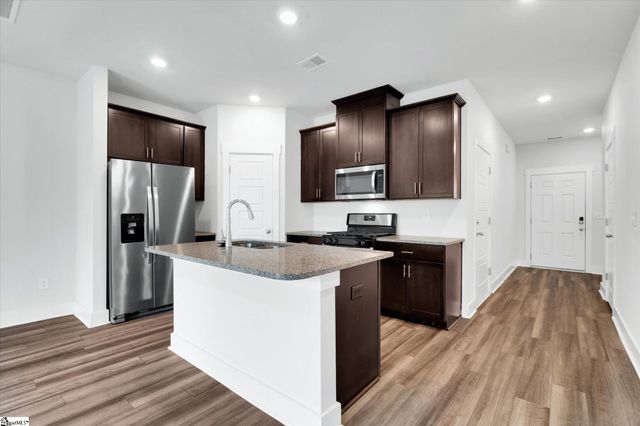 41 Beachley Place, Simpsonville, SC 29680