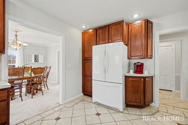 119 Bristol Avenue, Grand Rapids, MI 49504