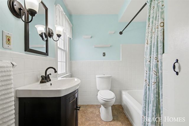 119 Bristol Avenue, Grand Rapids, MI 49504