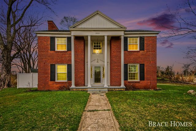 119 Bristol Avenue, Grand Rapids, MI 49504