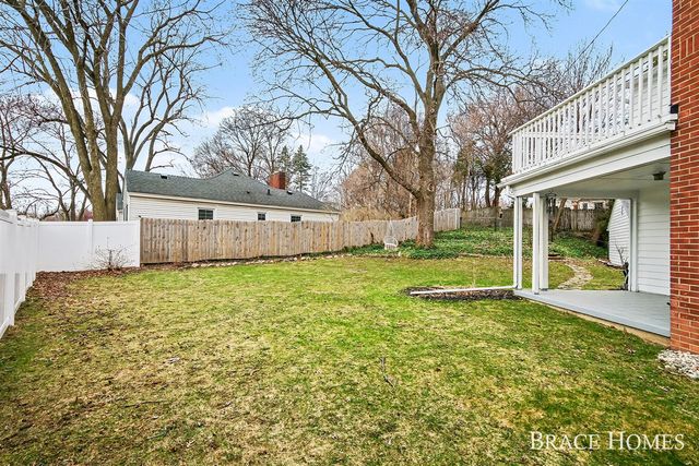 119 Bristol Avenue, Grand Rapids, MI 49504