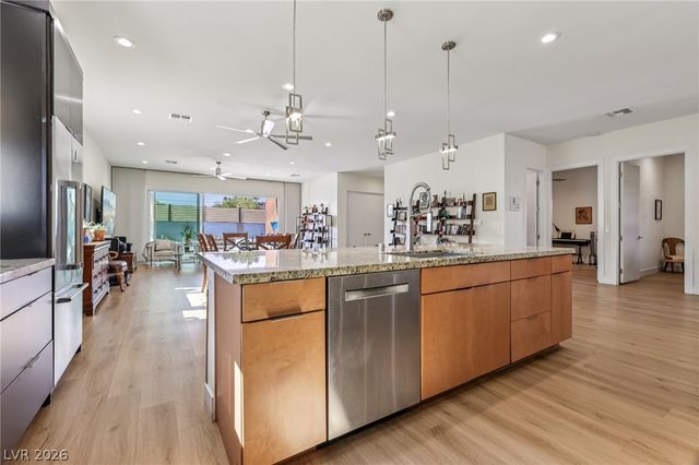 3869 Pacific Street, Las Vegas, NV 89121