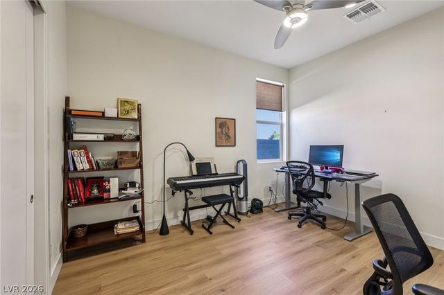 3869 Pacific Street, Las Vegas, NV 89121