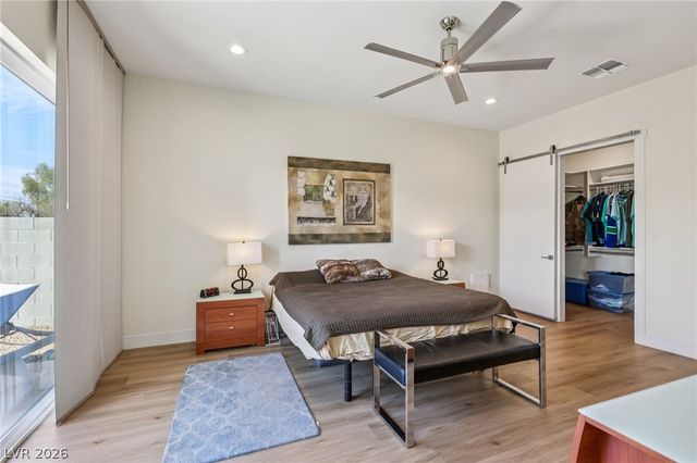 3869 Pacific Street, Las Vegas, NV 89121