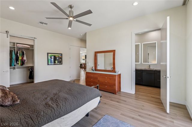 3869 Pacific Street, Las Vegas, NV 89121