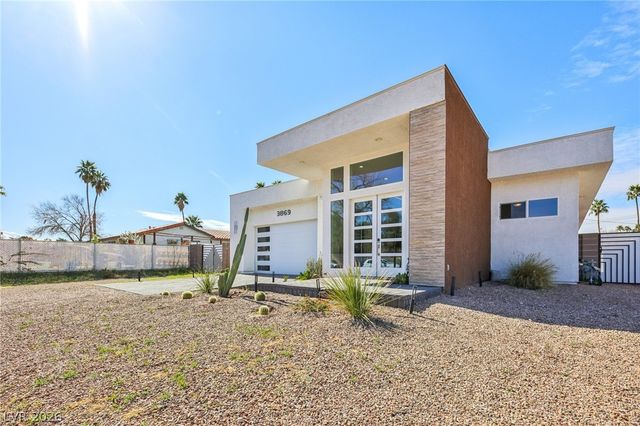 3869 Pacific Street, Las Vegas, NV 89121