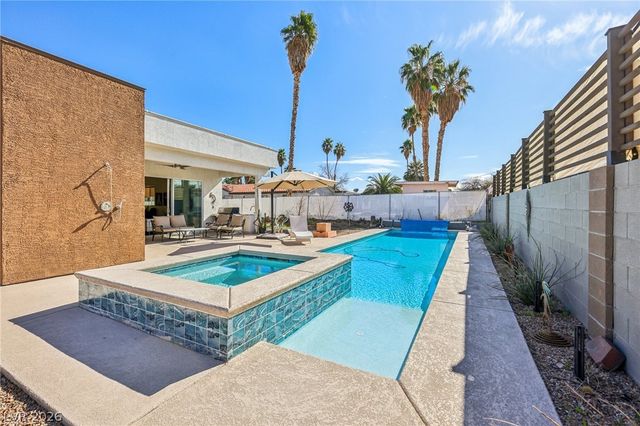 3869 Pacific Street, Las Vegas, NV 89121