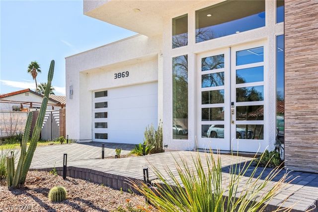 3869 Pacific Street, Las Vegas, NV 89121