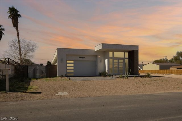 3869 Pacific Street, Las Vegas, NV 89121