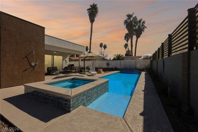 3869 Pacific Street, Las Vegas, NV 89121