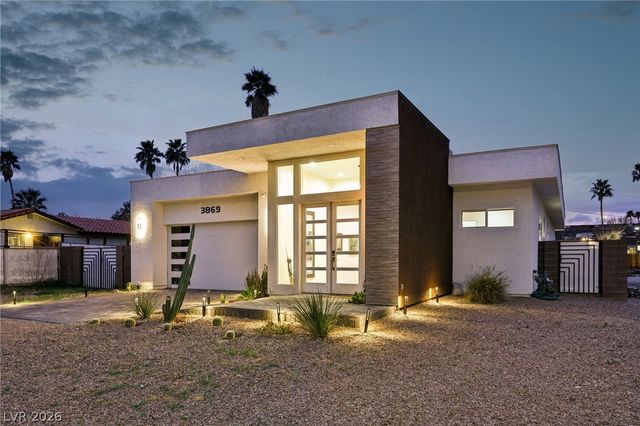 3869 Pacific Street, Las Vegas, NV 89121